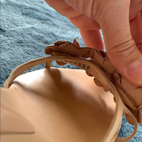 Salvatore Ferragamo Slippers - Picture 8 of 9